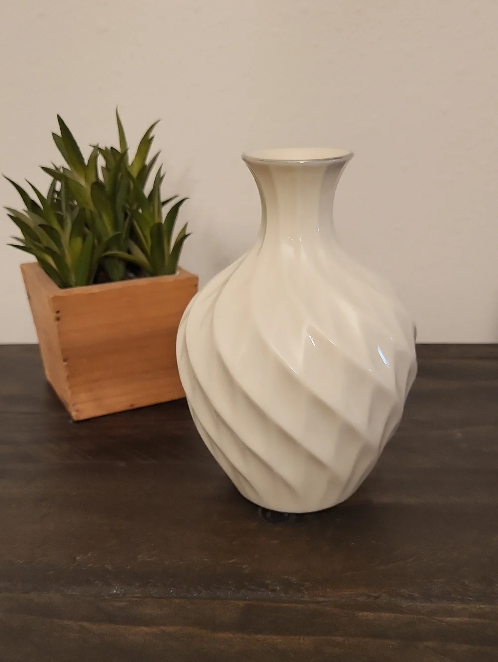 Vintage Lenox Richmond Swirl Pattern Bud Vase